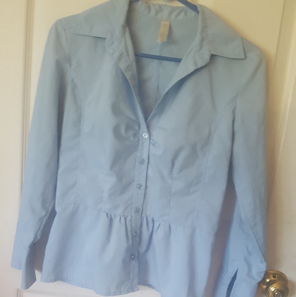 Casual/Flirty Dress Shirt
